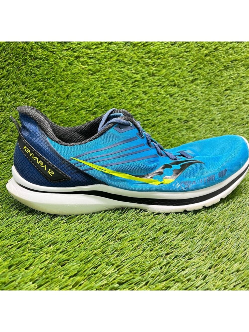 Saucony Kinvara 12 Mens Size 12 Blue Black Green Athletic Running Shoes Sneakers